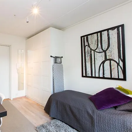 Modern Comfort Queen Bed Apartment Oslo