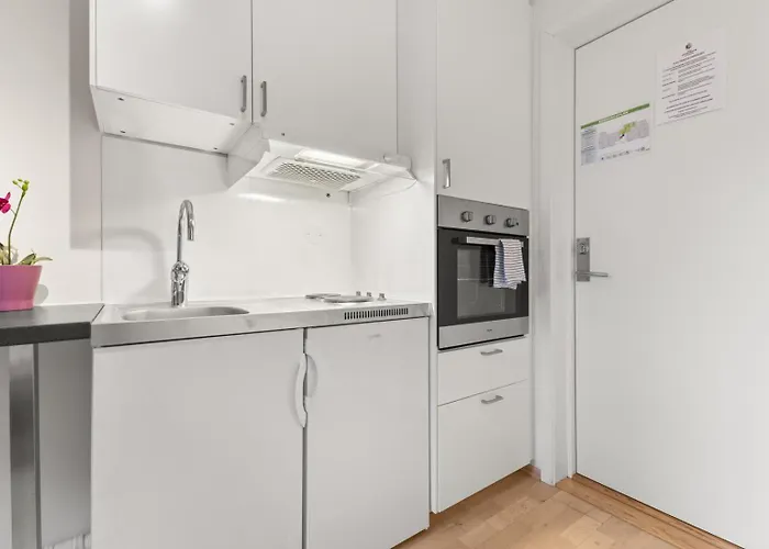 דירה Private Modern Wifi Washing Machine & Dryer